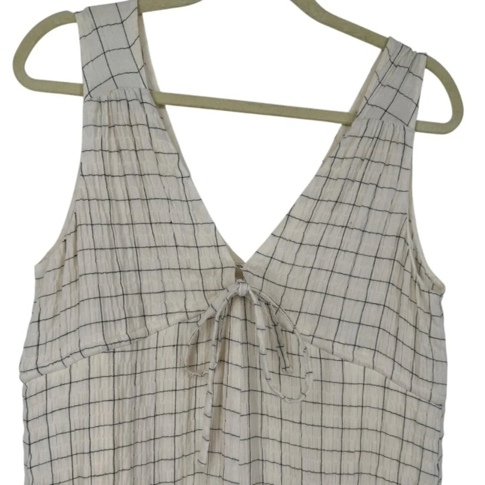 Urban Outfitters Breezy Plunging Wide Leg Sleeveless Babydoll Jumpsuit Size XS